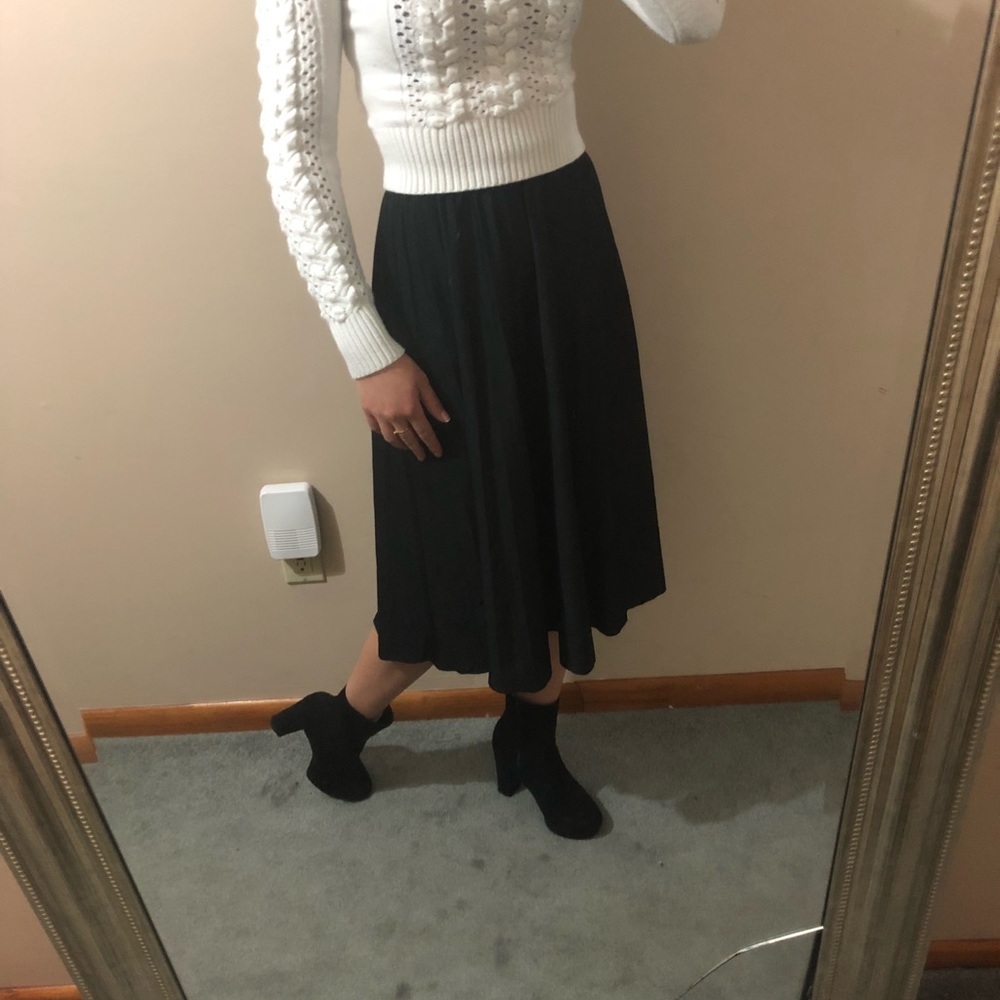 Bebe sweaters - 2 for 60$
